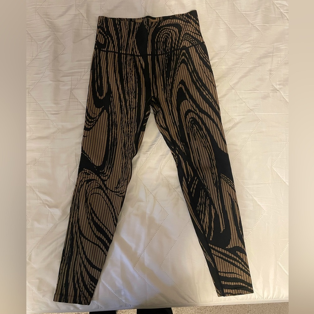 Brown and Black Ribbed Activewear Leggings